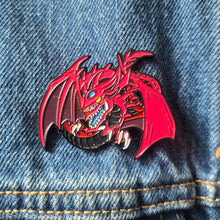 Cargar imagen en el visor de la galería, Pin Slifer el Dragón del Cielo | Coleccionable Dan-Art.shop |