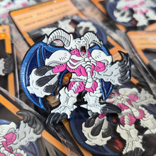 Cargar imagen en el visor de la galería, Pin Convoca al Craneo | Coleccionable Dan-Art.shop |