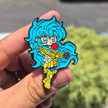 Cargar imagen en el visor de la galería, Pin Afrodita de Piscis | Coleccionable Dan-Art.shop | Caballeros del Zodiaco
