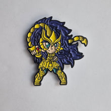Cargar imagen en el visor de la galería, Pin Milo de Escorpio | Coleccionable Dan-Art.shop | Caballeros del Zodiaco