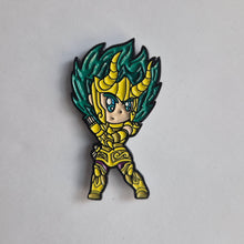 Cargar imagen en el visor de la galería, Pin Shura de Capricornio | Coleccionable Dan-Art.shop | Caballeros del Zodiaco