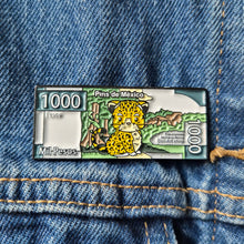 Cargar imagen en el visor de la galería, Pin Billete de Jaguar | Coleccionable Dan-Art.shop |
