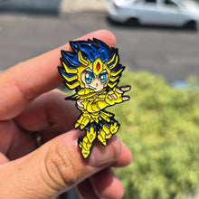 Cargar imagen en el visor de la galería, Pin Máscara de la Muerte | Coleccionable Dan-Art.shop | Caballeros del Zodiaco
