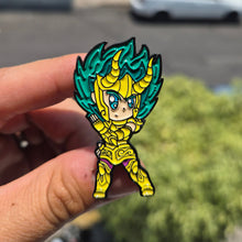 Cargar imagen en el visor de la galería, Pin Shura de Capricornio | Coleccionable Dan-Art.shop | Caballeros del Zodiaco
