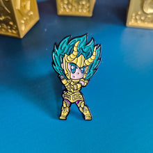 Cargar imagen en el visor de la galería, Pin Shura de Capricornio | Coleccionable Dan-Art.shop | Caballeros del Zodiaco
