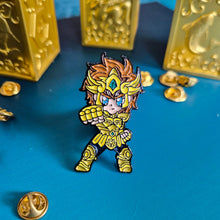 Cargar imagen en el visor de la galería, Pin Aioria de Leo | Coleccionable Dan-Art.shop | Caballeros del Zodiaco
